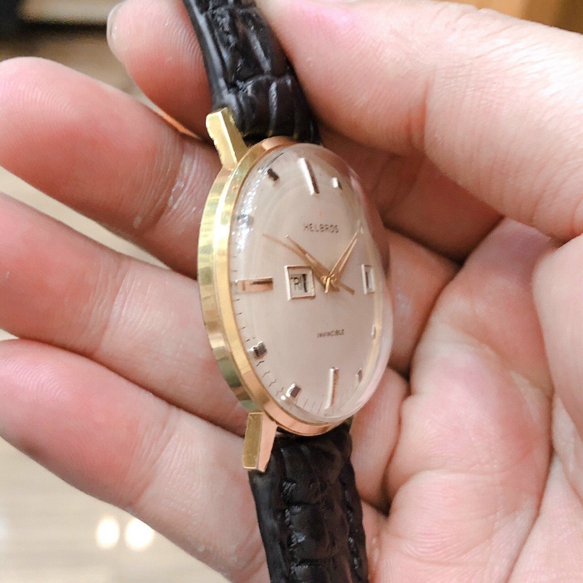 Đồng hồ cổ Hebros lên dây lacke 18k chính hãng Pháp