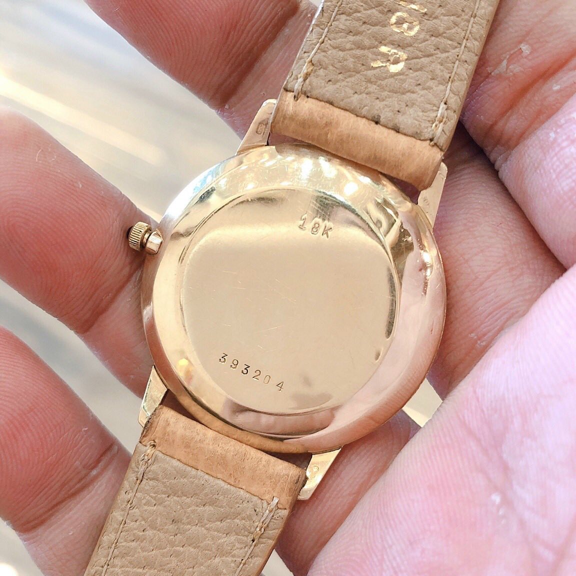 Đồng hồ cổ Rotary lên siêu mỏng vỏ vàng đúc 18k đặc nguyên khối chính hãng Thuỵ Sĩ 