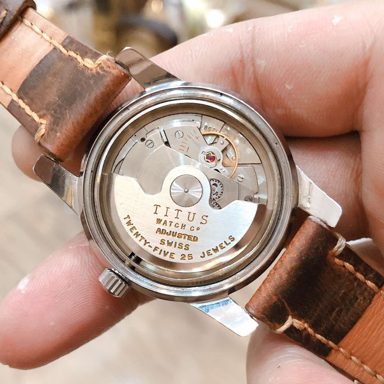 Đồng hồ Titus automatic dòng hoàng gia Anh Quốc chính hãng