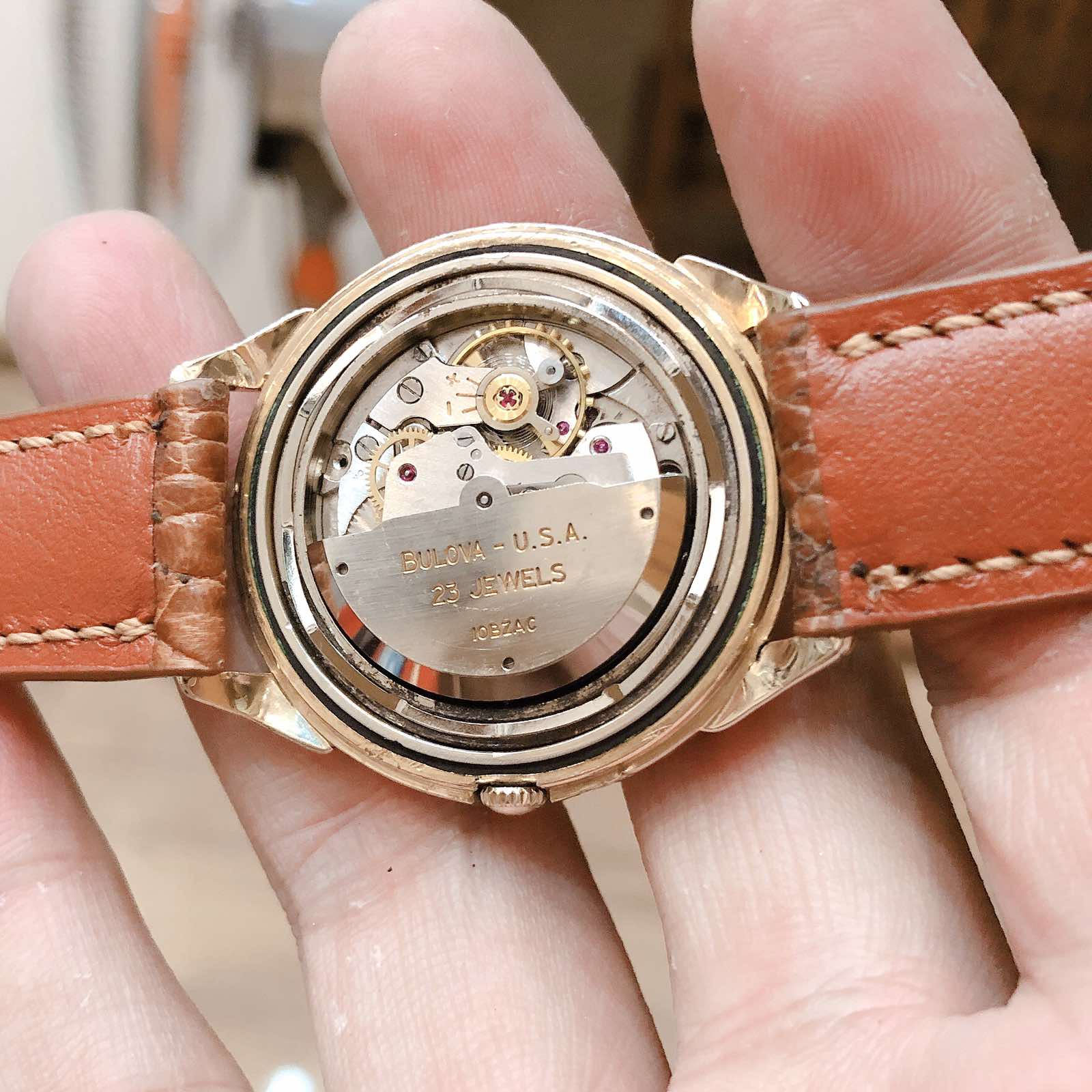 Đồng hồ cổ Bulova automatic bọc vàng 10k RGP chính hãng Mỹ 