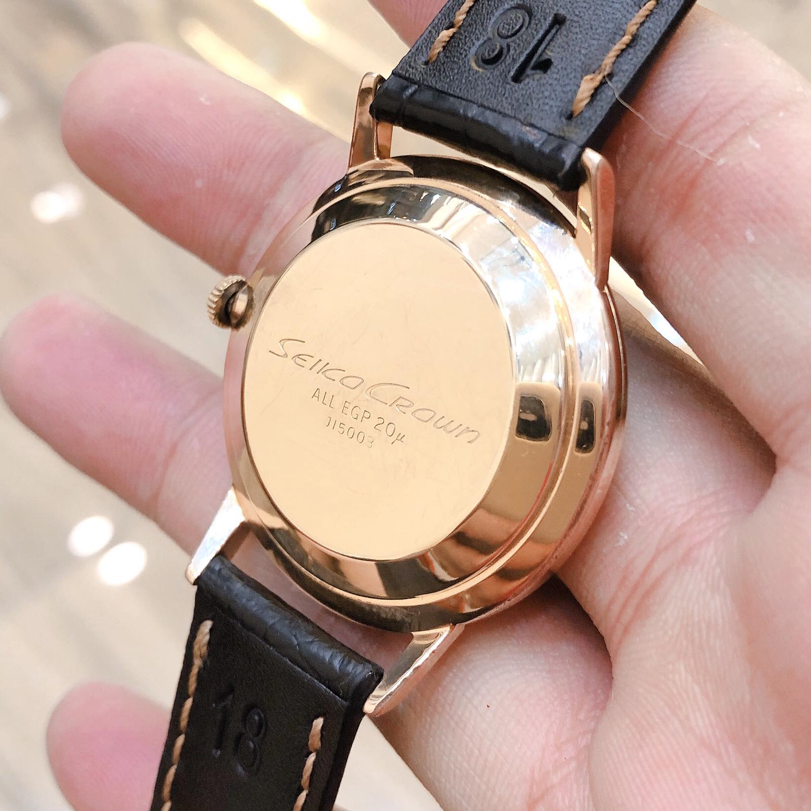 Đồng hồ Seiko crown lên dây lacke 14k toàn thân chính hãng nhật bản 