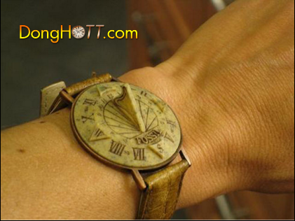 Một mẫu đồng hồ đeo tay cổ có thiết kế ấn tượng