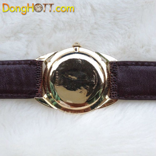 Đồng hồ cổ BULOVA kim rốn cổ quái máy lên dây chính hãng Thụy Sĩ sản xuất 1957 với Form rất độc và rất đẹp, kim rốn bọc vàng toàn thân.