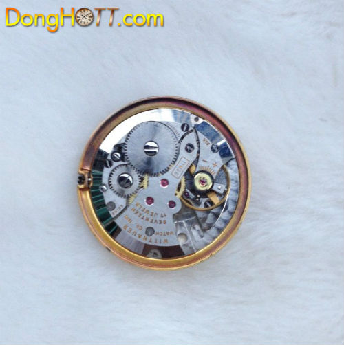 Đồng hồ cổ BULOVA kim rốn cổ quái máy lên dây chính hãng Thụy Sĩ sản xuất 1957 với Form rất độc và rất đẹp, kim rốn bọc vàng toàn thân.