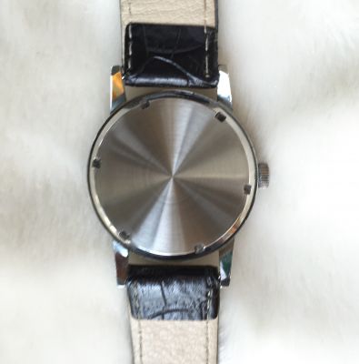 Giao lưu chiếc đồng hồ cổ automatic Ongraham thương hiệu thụy sỹ máy lên dây sản xuất năm 1960 còn rất đẹp.