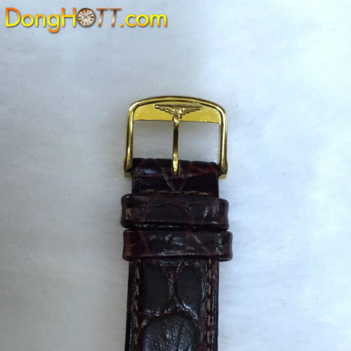 Đồng hồ cổ Longines máy lên dây chính hãng Thụy Sĩ sản xuất 1956, vỏ bọc vàng toàn thân. Đồng hồ cồn rất mới và rất đẹp.