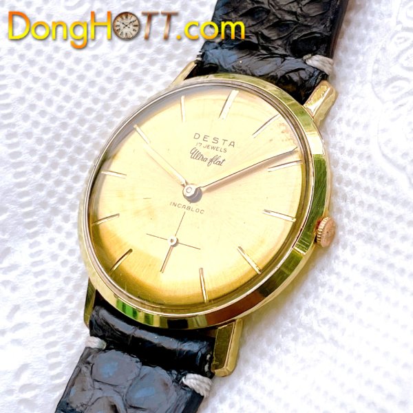 Đồng hồ cổ DESTA lên dây lacke vàng 18k chính hãng Thụy Sĩ với Mặt số zin 3 kim kết hợp với cọc số nổi rất đẹp. 