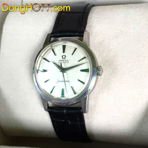 Đồng hồ cổ Omega Seamater Automatic Ss phiên bản đặc biệt xuất sứ Thuỵ Sĩ với Mặt số Zin màu tia Trắng 3 kim kết hợp với những cọc số nổi  rất đẹp, niềng-đáy có logo,núm có logo Ss thép . máy Automatic.